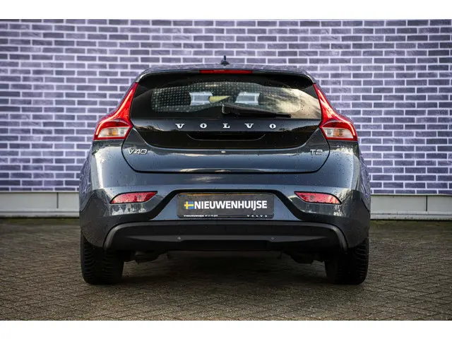 Volvo V40 1.5 T2 Polar+ 2019 Benzine 10
