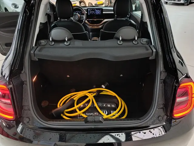 Fiat 500e Urban 42 kWh 2023 Elektrisch 9