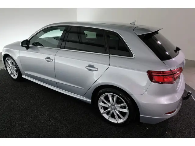 Audi A3 Sportback 1.4 TFSI CoD Pro Line 2017 Benzine