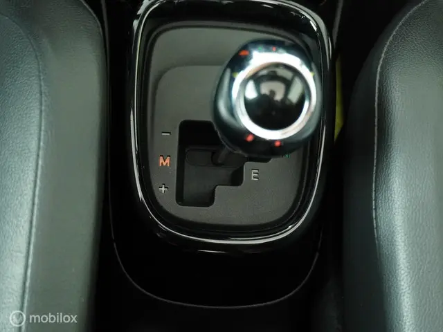 Toyota Aygo 1.0 VVT-i x-cite CABRIO 2017 Benzine 16