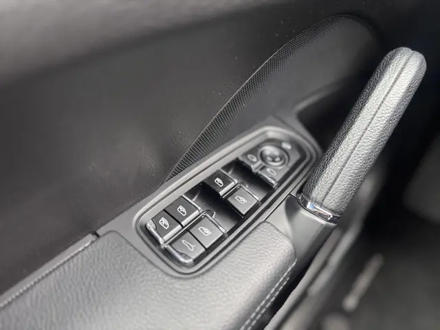 Porsche Cayenne 3.0 D Platinum Edition 2017 Diesel 8