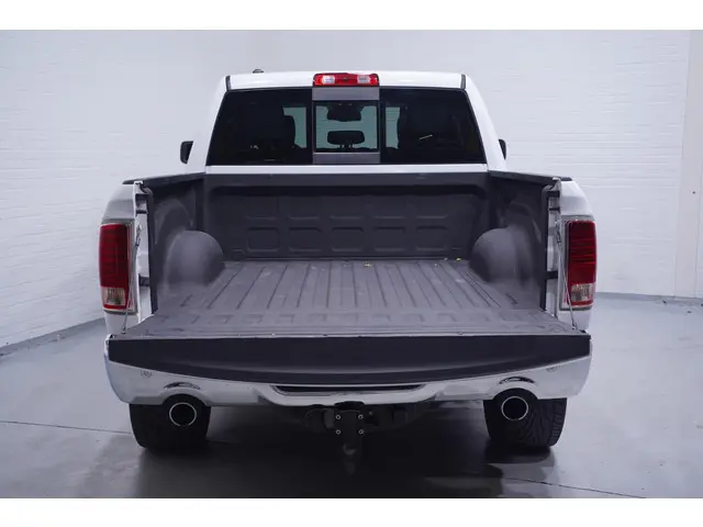 Dodge Ram 1500 5.7 V8 4x4 Crew Cab 5'7 Rebel 2019 Benzine 9