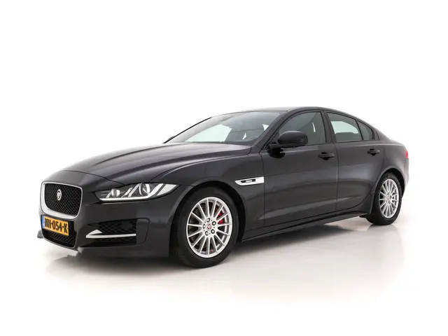 Jaguar XE 2.0 D R-Sport-Pack 2017 Diesel 3