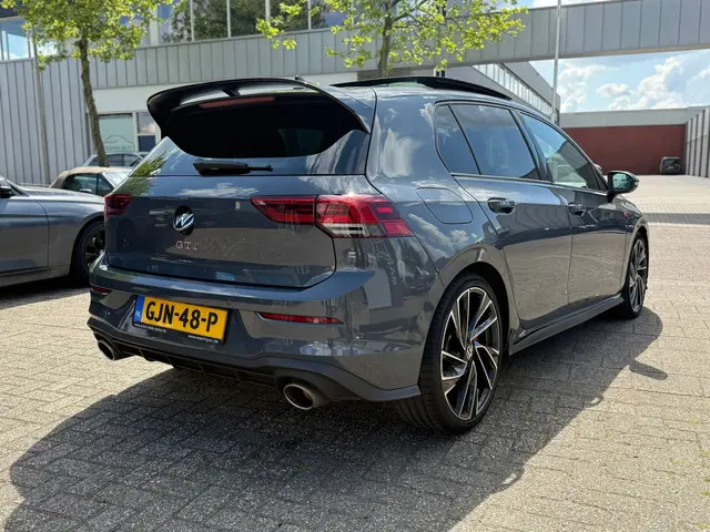 Volkswagen Golf 2.0 TSI GTI 2022 Benzine 4