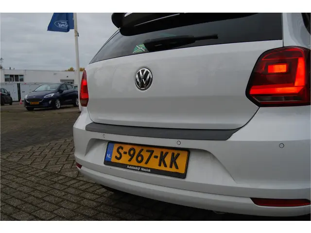 Volkswagen Polo 1.0 60PK 2015 Benzine 5