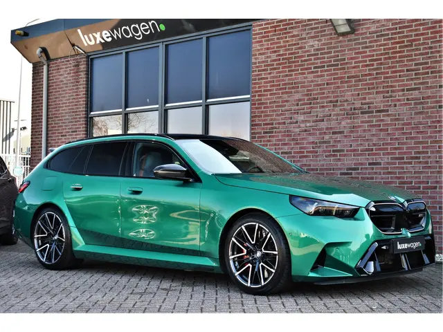 BMW M5 5-serie Touring 2024 Hybride Benzine 5