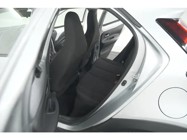 Toyota Aygo X 1.0 VVT-i MT Play 2023 Benzine 25