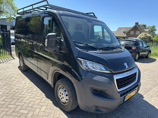 Peugeot Boxer 330 2.0 BlueHDI L1H1 Premium 2017 Diesel 4