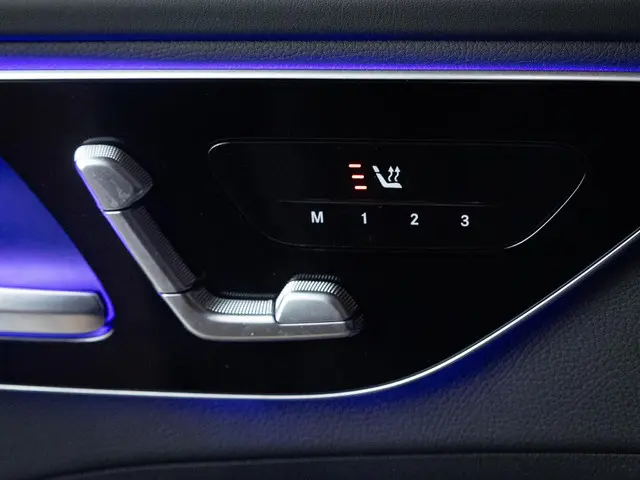 Mercedes-Benz C-Klasse Estate 180 AMG Line 2024 Benzine 16