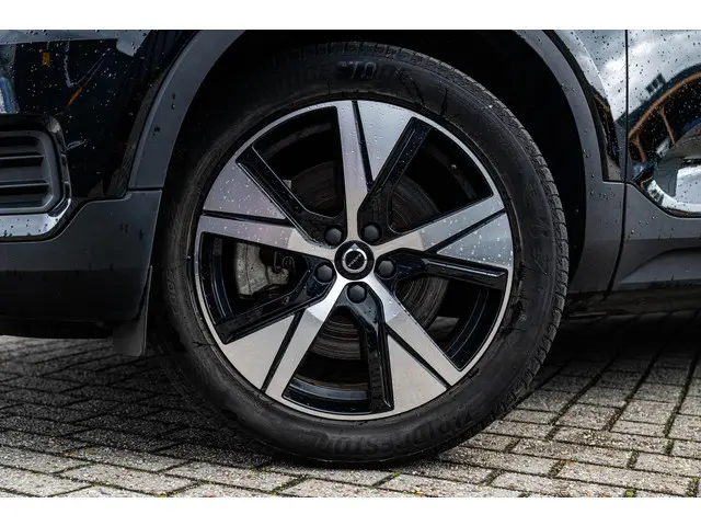 Volvo XC40 Recharge Core 2021 Elektrisch 29