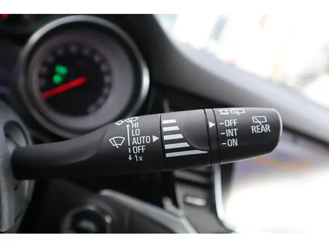 Opel Astra 1.0 INNOVATION 2016 Benzine 28