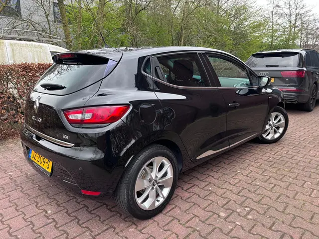 Renault Clio 0.9 TCe Eco2 Limited 2016 Benzine 3