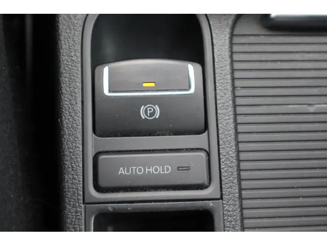 Volkswagen Tiguan 1.4 TSI Sport&Style 2012 Benzine 33