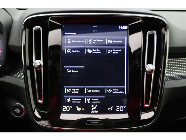 Volvo XC40 2.0 T4 AWD R-Design 2018 Benzine 49