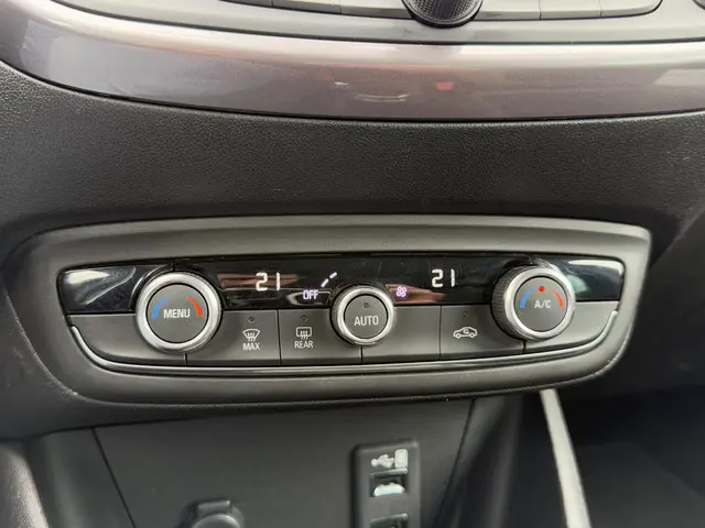 Opel Crossland X 1.2 Turbo Innovation 2018 Benzine 16