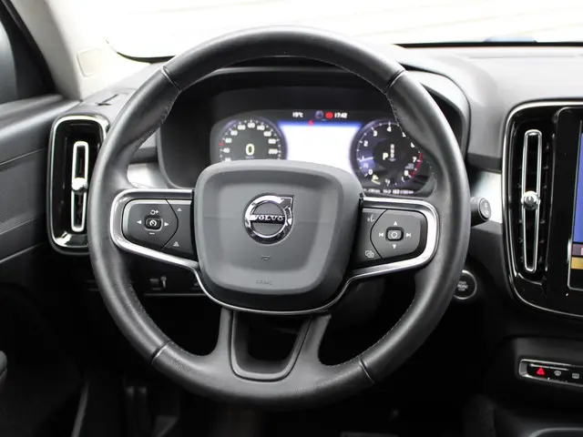Volvo XC40 1.5 T3 Momentum Pro 2020 Benzine 18
