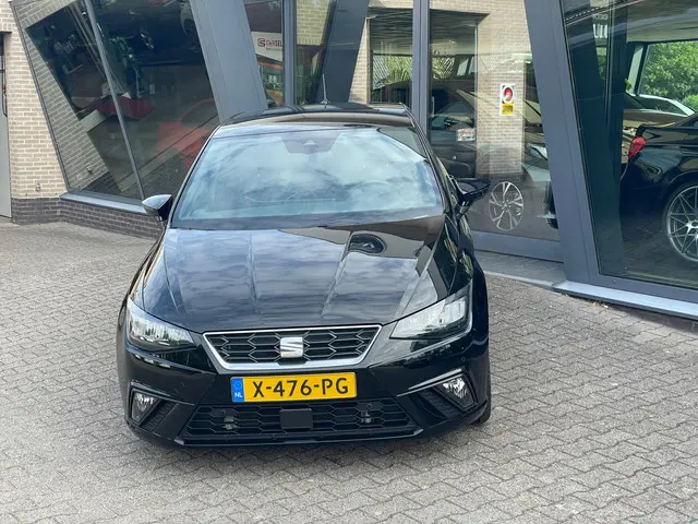 SEAT Ibiza 1.0 EcoTSI FR Business Connect 2023 Benzine 2