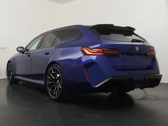 BMW M5 Touring 2026 Hybride Benzine 11