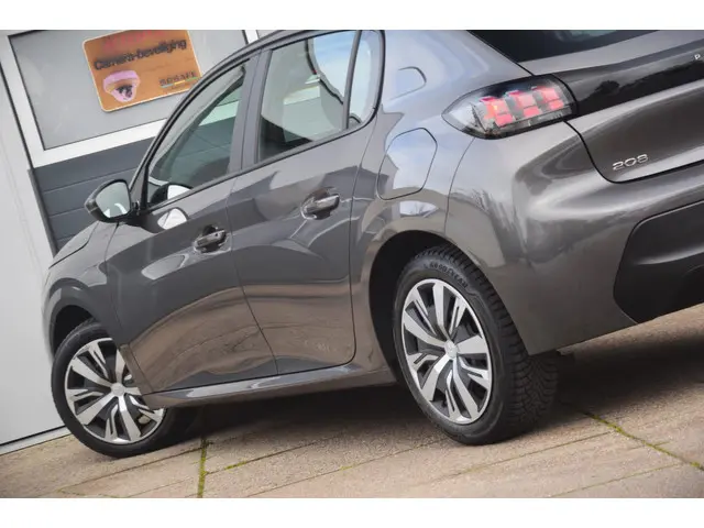 Peugeot 208 1.5 BlueHDi Active 2020 Diesel 25