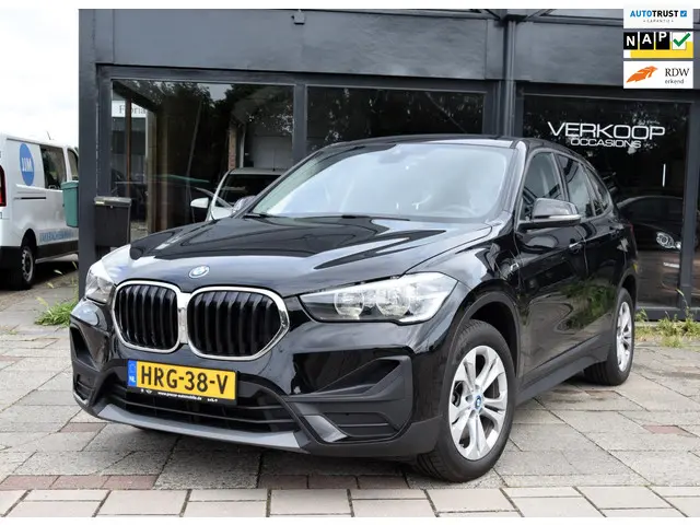 BMW X1 XDrive25e 2021 Hybride Benzine