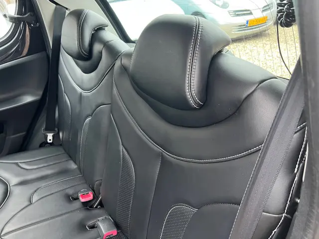 Peugeot 107 1.0 EXCLUSIVE NL-AUTO-NAP 2014 Benzine 19