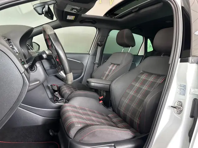 Volkswagen Polo 1.8 TSI GTI|DSG|PANO|192PK 2016 Benzine 18