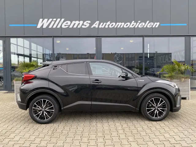 Toyota C-HR 1.8 Hybrid Executive 2018 Hybride Benzine 5