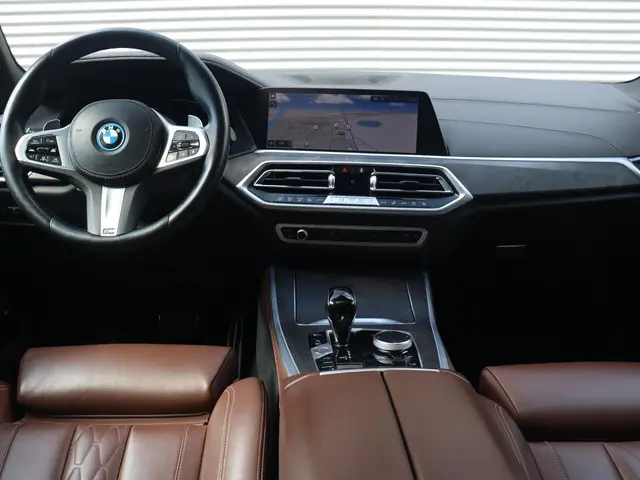 BMW X5 xDrive45e 2022 Hybride Benzine 11