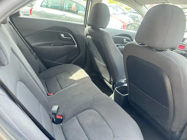 Kia Rio 1.2 CVVT Plus Pack 2014 Benzine 13