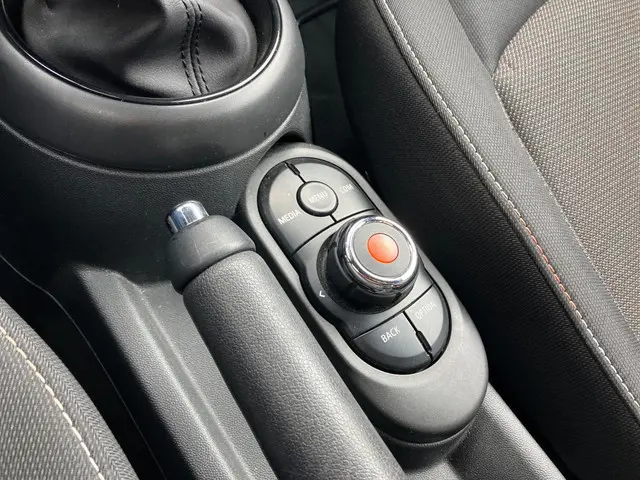 MINI One Mini 1.5 Chili. VERKOCHT 2018 Benzine 13