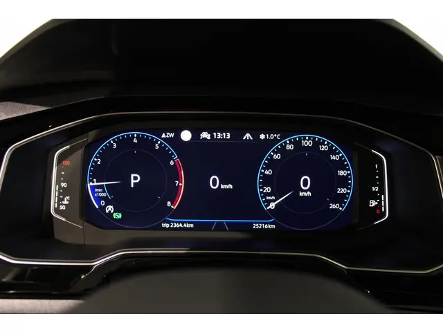 Volkswagen Polo 1.0 TSI Business PANO | IQ 2024 Benzine 23