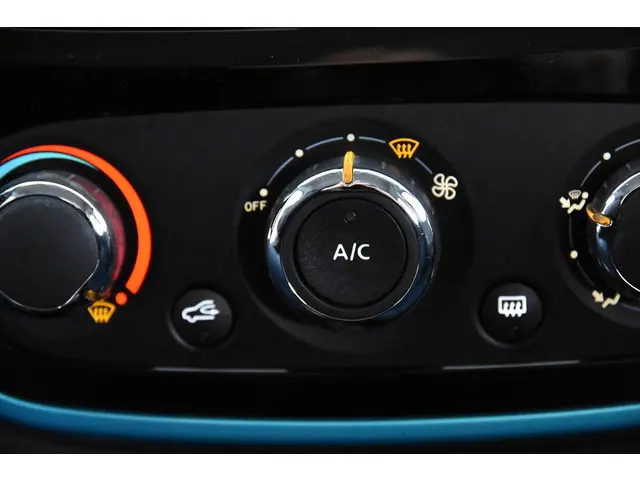 Renault Captur 0.9 TCe *Airco*Trekhaak* 2016 Benzine 12