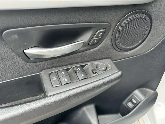 BMW 2 Serie 218 | AUT | LEDER | NAVI | AIRCO 2021 Diesel 10