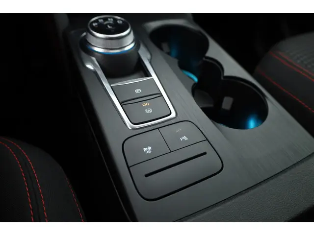 Ford Kuga 2.5 MHEV ST-Line 190pk 2022 Hybride Benzine 25