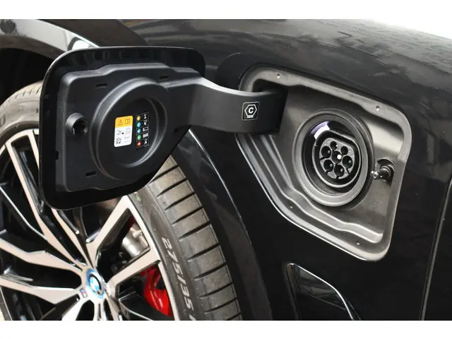 BMW X5 xDrive50e M-Sport Pro 2023 Hybride Benzine 94