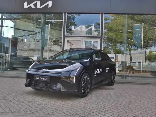 Kia EV4 Fastback GT-PlusLine 81.4 kWh 2025 Elektrisch