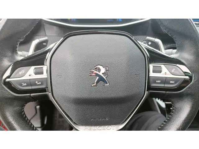 Peugeot 2008 1.2 PureTech Allure 2020 Benzine 35
