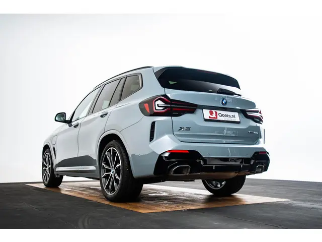 BMW X3 xDrive30e High Executive 2023 Hybride Benzine 12