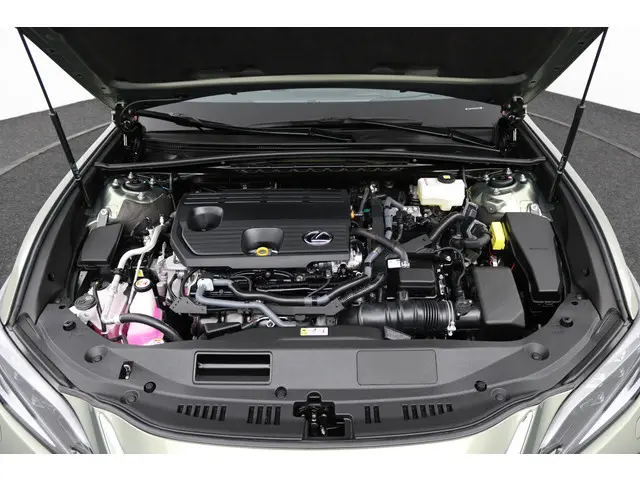 Lexus ES 300h Executive Line 2024 Hybride Benzine 35