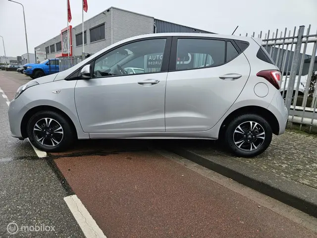 Hyundai i10 1.0i Comfort 5p. 2019 Benzine 2