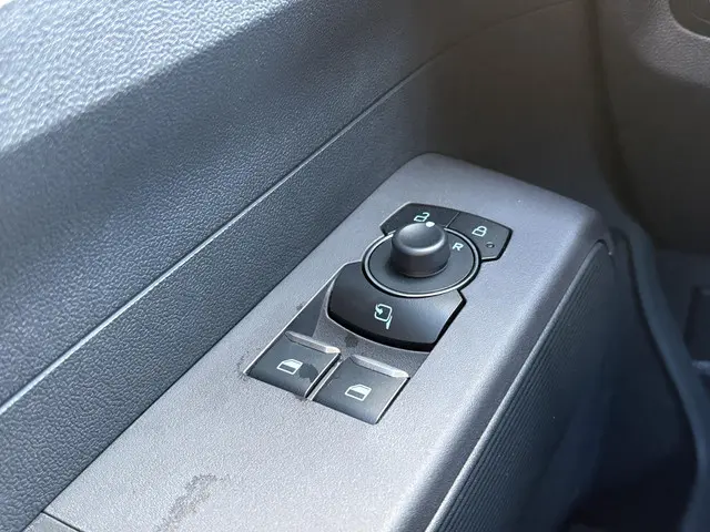 Ford E-Transit Courier Limited 44 kWh 2026 Elektrisch 29