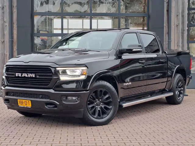 Dodge Ram 1500 5.7 V8 4x4 Crew Cab Laramie 2019 LPG/Gas