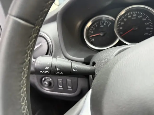 Dacia Sandero 0.9 TCe Laureate 2017 Benzine 16