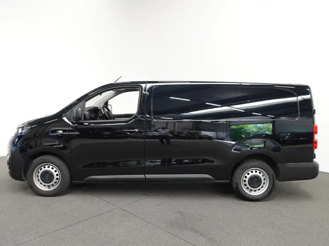 Opel Vivaro L3H1 145pk Automaat 2024 Diesel 4