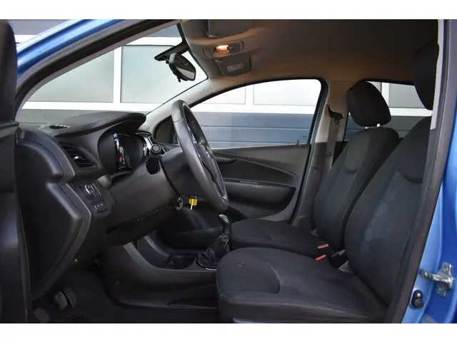 Opel KARL 1.0 Rocks Online Edition 2018 Benzine 9