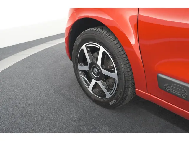 Renault Twingo 1.0 SCe Limited 2019 Benzine 18