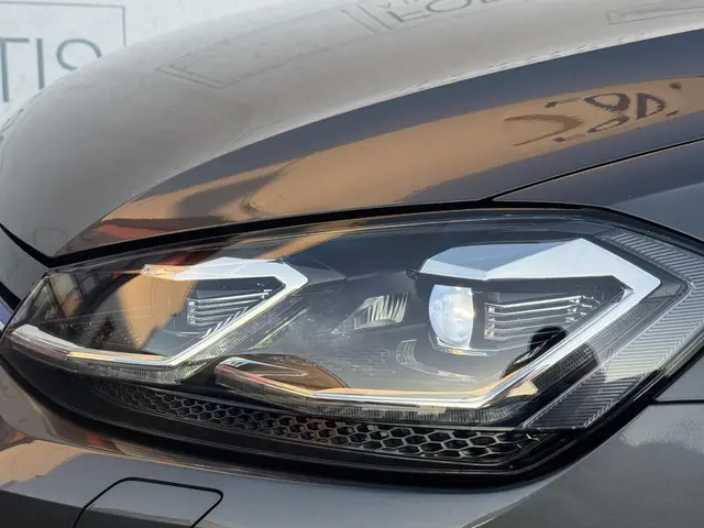 Volkswagen Golf 1.5 TSI Highline 2019 Benzine 38