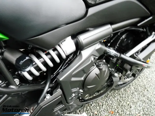 Kawasaki Versys 650 ABS 2022 Benzine 27