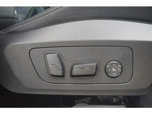 BMW iX2 xDrive30 2024 Elektrisch 22