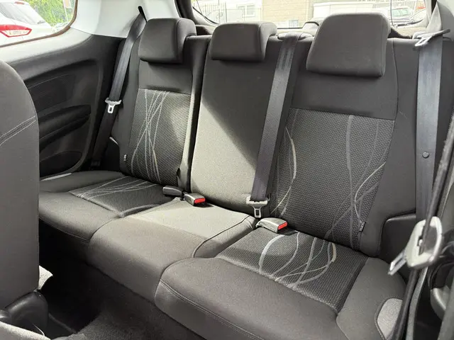 Peugeot 208 1.2 VTi Active 2014 Benzine 8